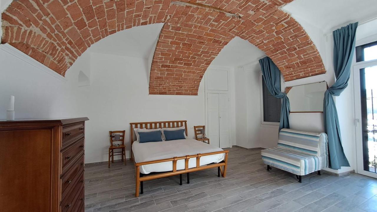 Domus Antiche Mura อัสตี ภายนอก รูปภาพ